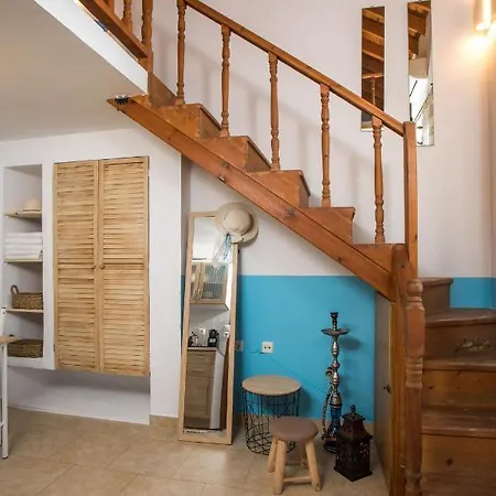 Casa vacanze Annas Chalki Town