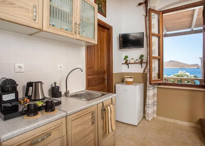 Annas 펜션 Chalki Town